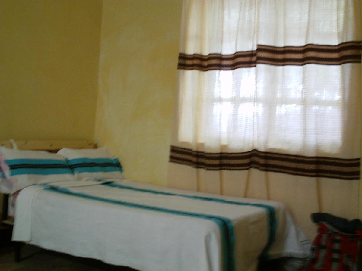 Chef Wondim Backpackers Hostel Гондэр Экстерьер фото